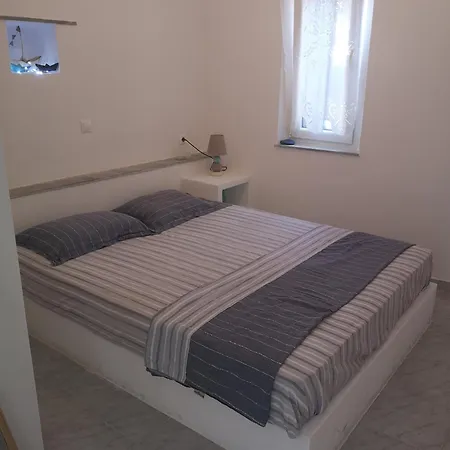Tinos Sunset فيلة *
